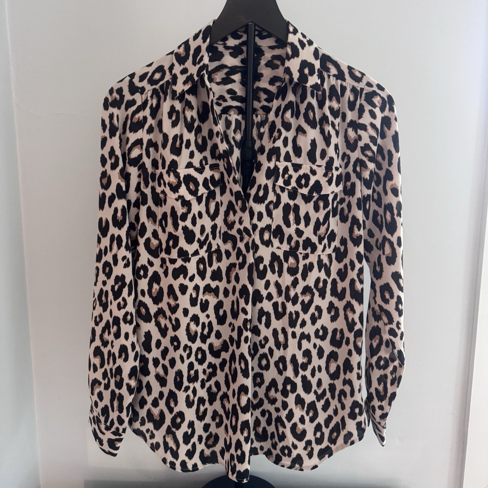 Ann Taylor Blouse Womens XS Leopard Print Career Office Classic Animal Top